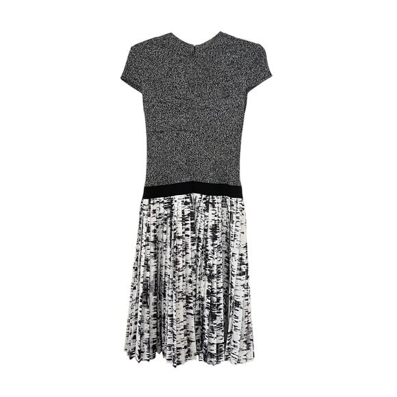 Escada Sport Black White Mixed Media Pleated Abstract Short Sleeve Dress Size 38 - Picture 7 of 13